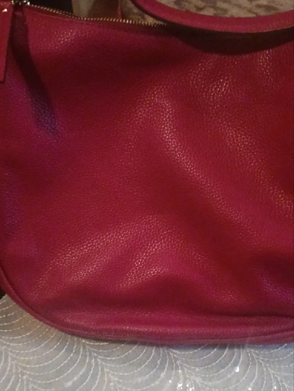 Marc Jacobs Pebbled Leather Hobo in Berry with Gold Hardware